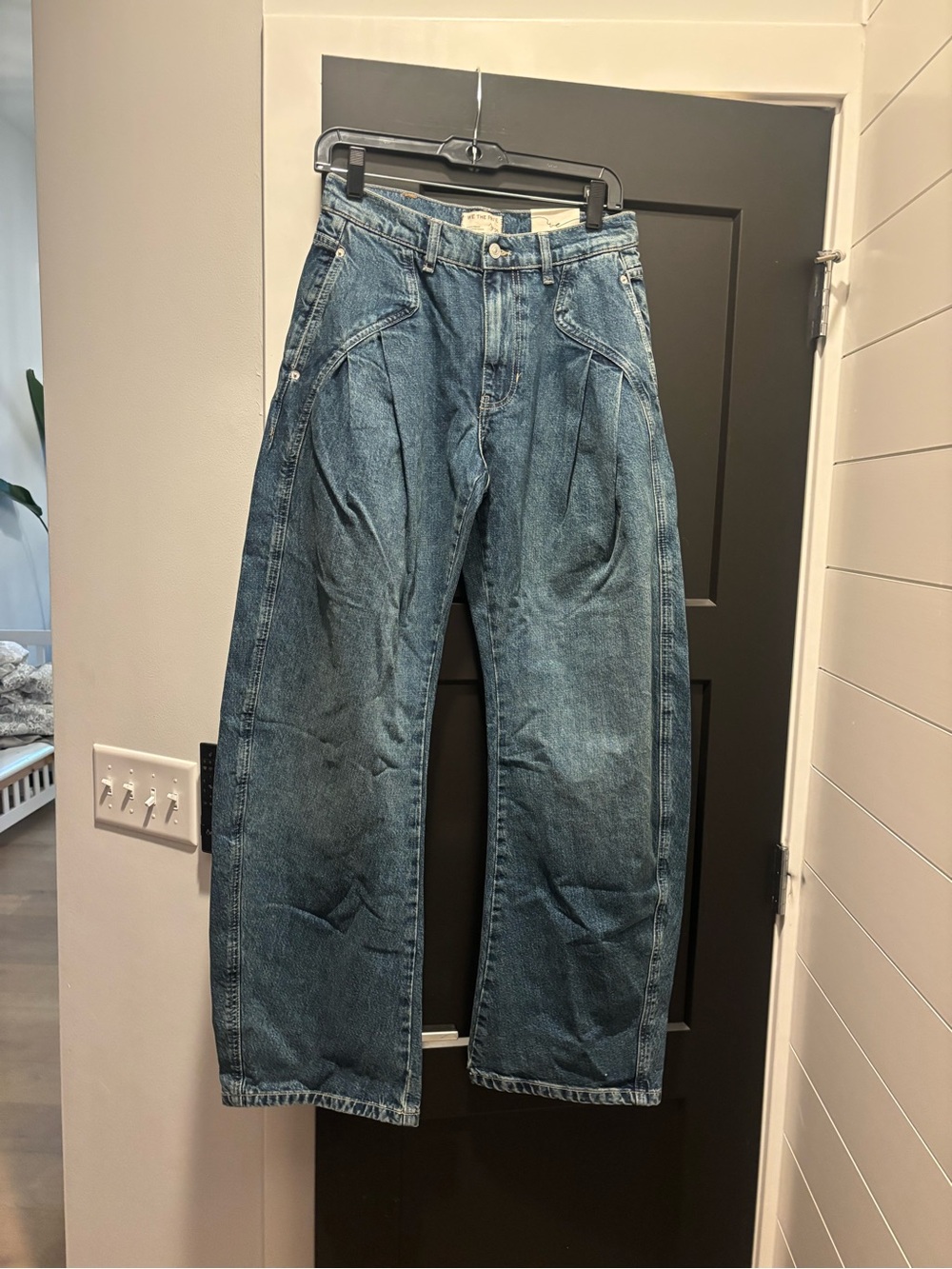 Free People We The Free Golden Hour Trouser Jeans 26 NWT Deacon Blue Pleated - Picture 6 of 13